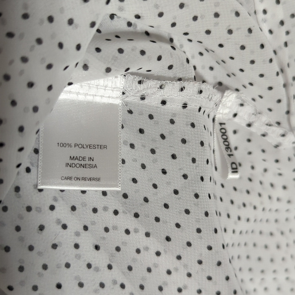 NY&Co Soho W&B PolkaDot Long Sleeve Button Down Blouse - Picture 9 of 9